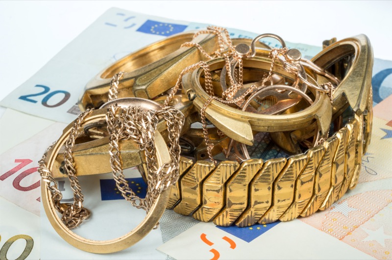 Schmuck Ankauf: Online Schmuck verkaufen zu hohen Schmuckpreisen